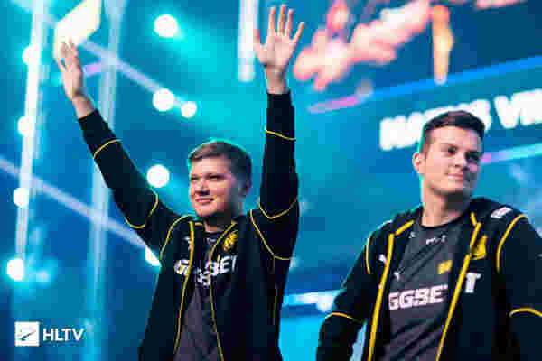 保持上升的 保持上升的