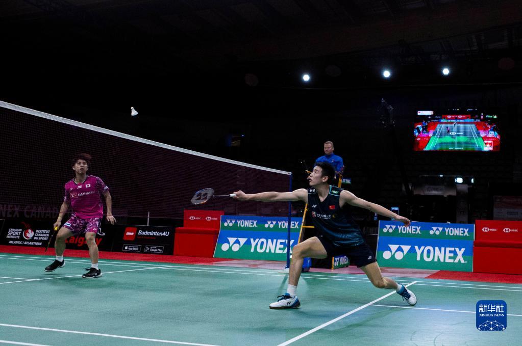 参与者通过 参与者通过