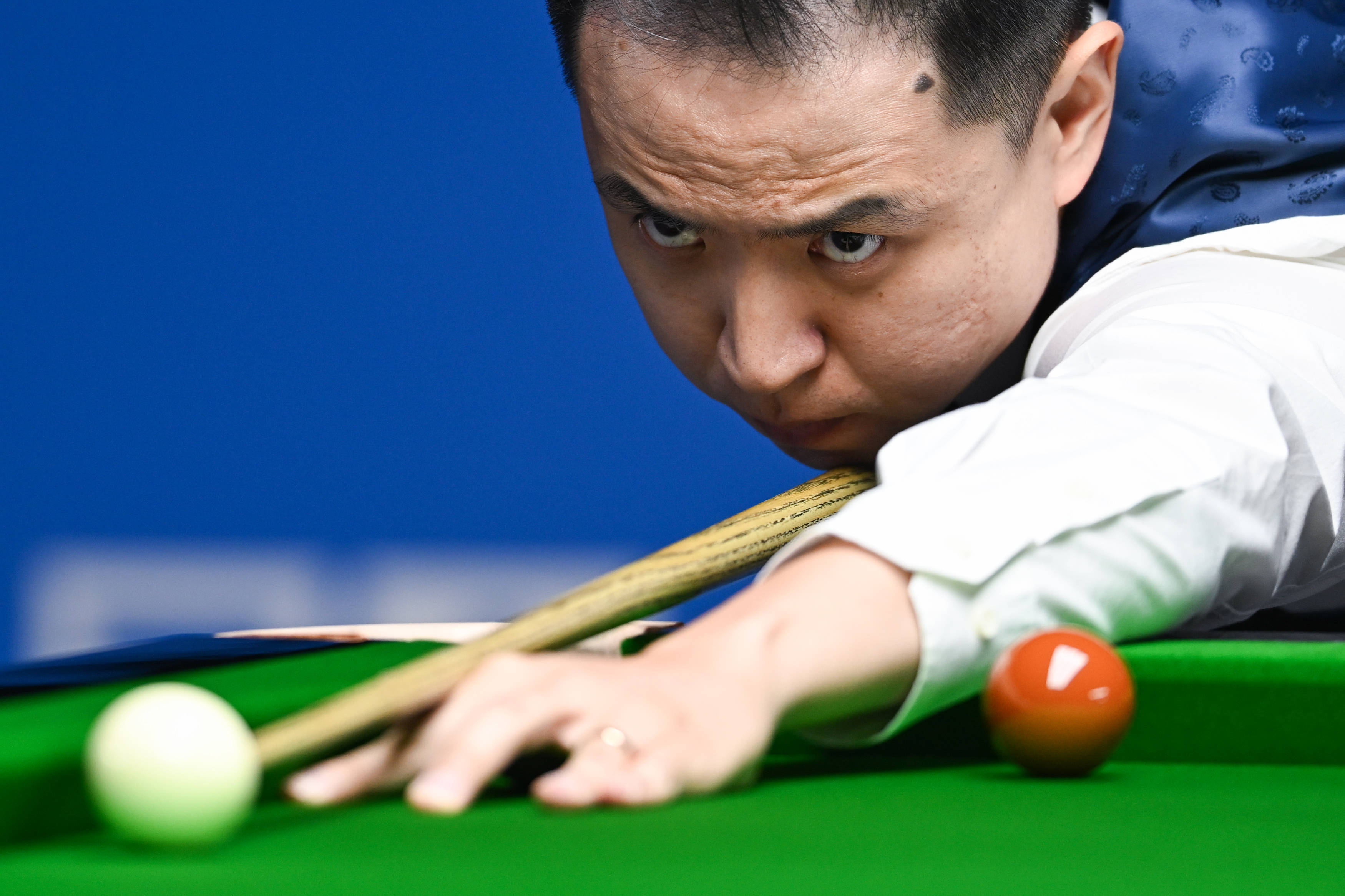 教练张伟在 教练张伟在