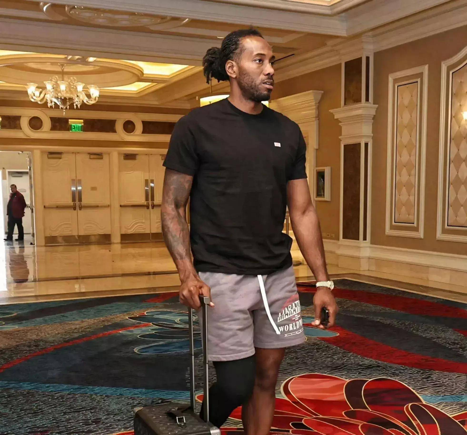 收益低且他 收益低且他